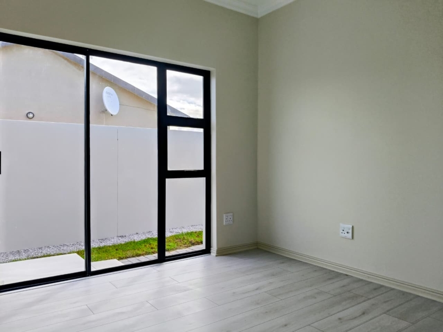 4 Bedroom Property for Sale in Fountains Estate Eastern Cape